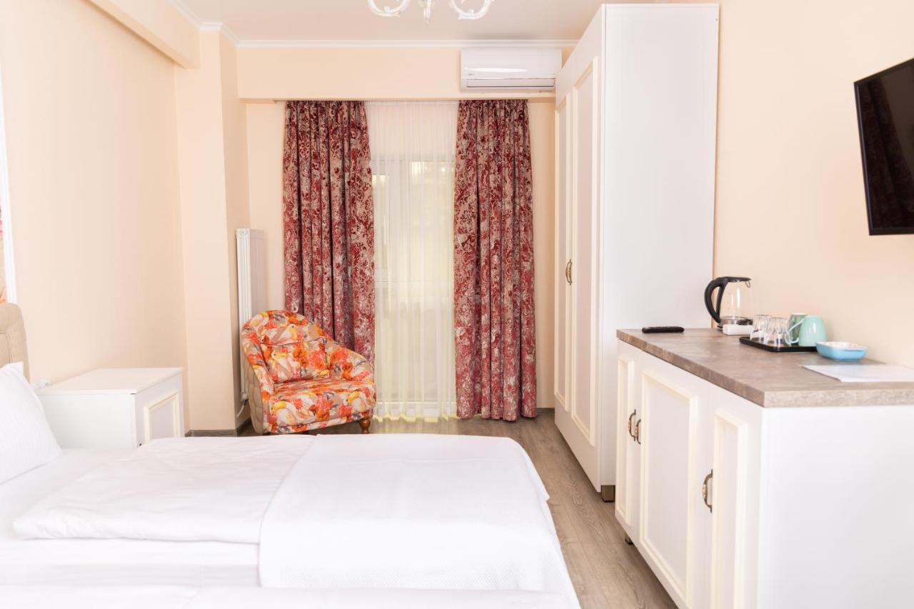 Rose Hotel Vake Тбилиси Экстерьер фото